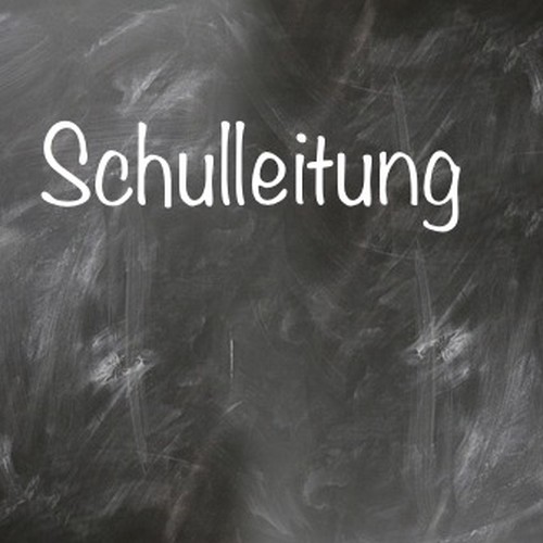 Tafelaufschrift: Schulleitung